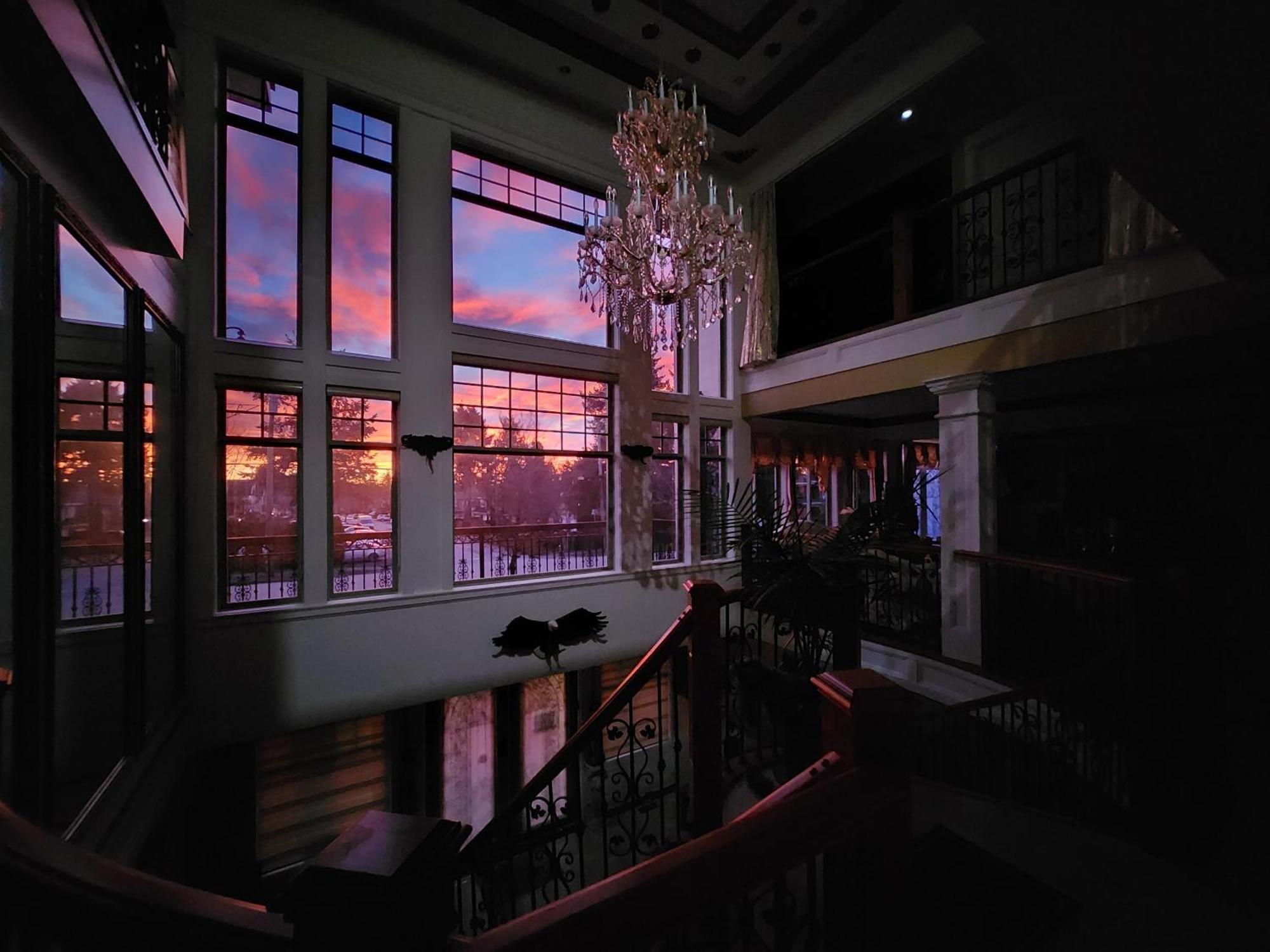 Empress Palace Hotel Surrey Zewnętrze zdjęcie